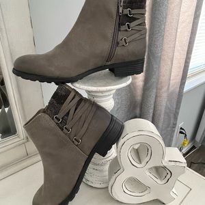 White Mountain Ankle Booties
